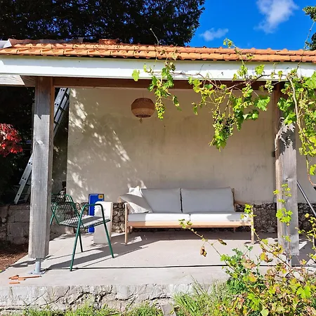 Ferienhaus House On The Hill, Near Aubeterre-sur-dronne *